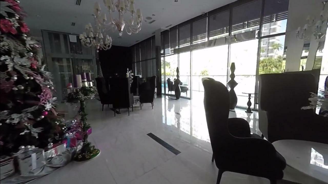 Azure Condo Resort Paranaque Bldg Maldives Manila Exterior foto